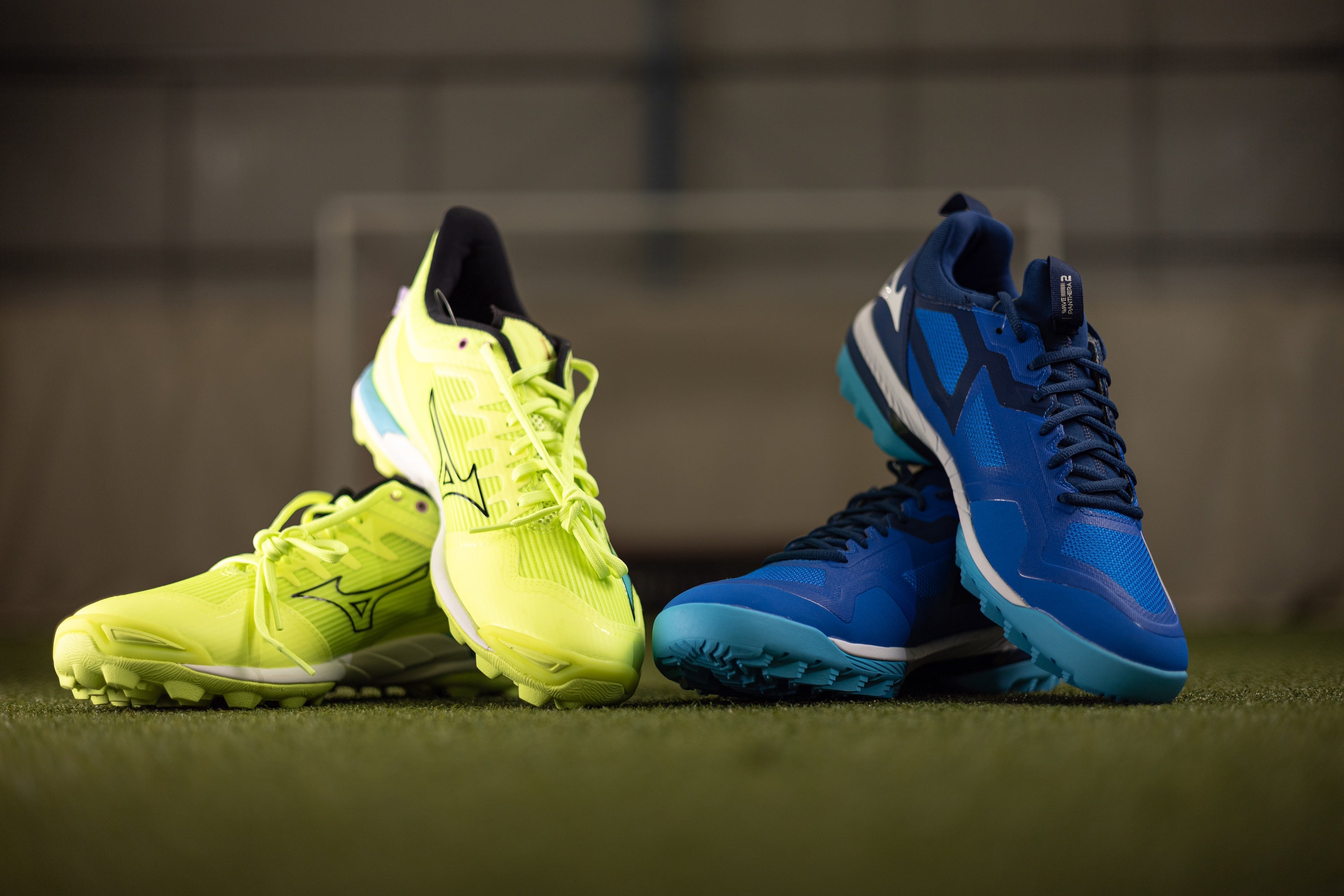 Mizuno Wave Panthera Hockey Shoes