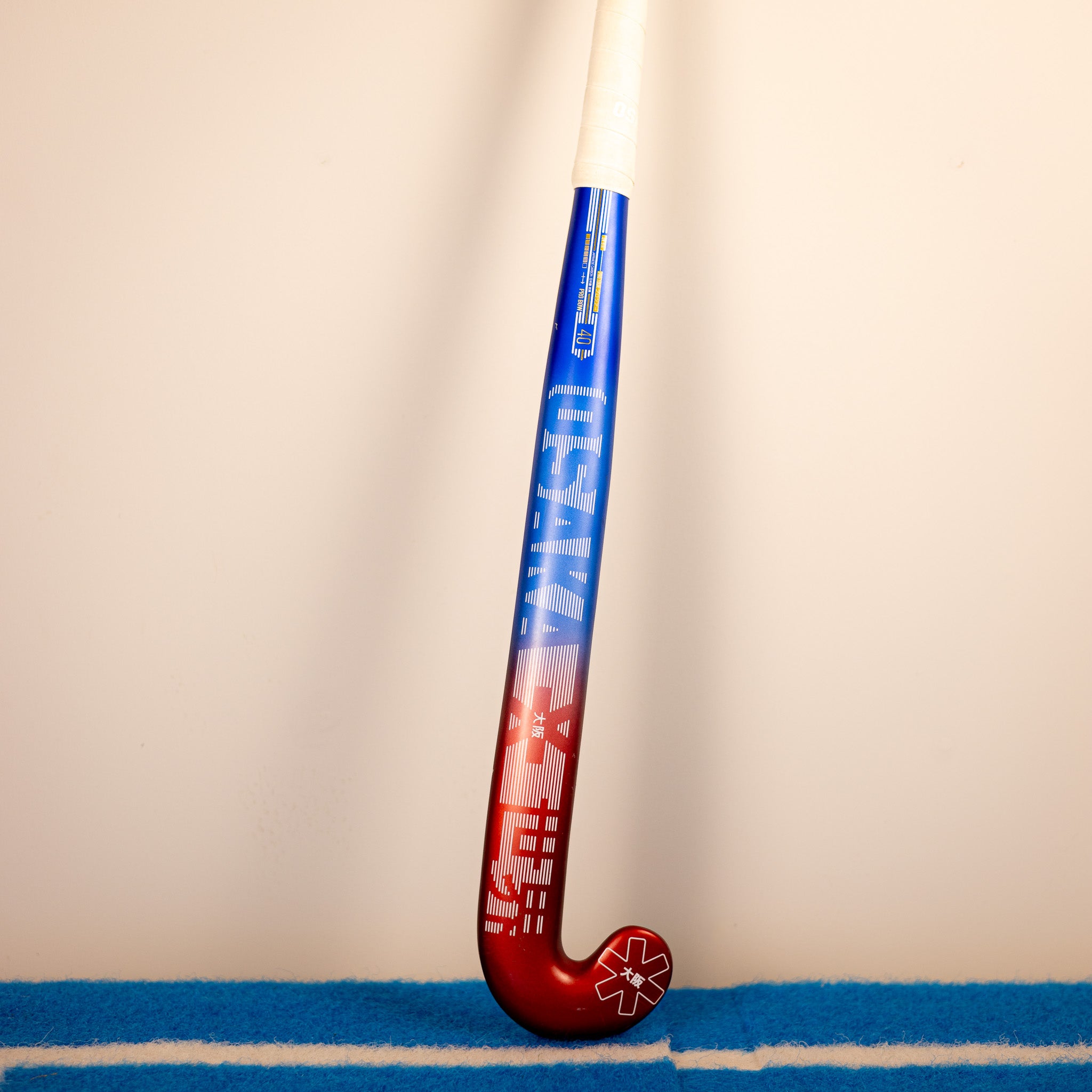 Osaka Pro Tour LE 40 Pro Bow Hockey Stick Red/Blue EX DEMO