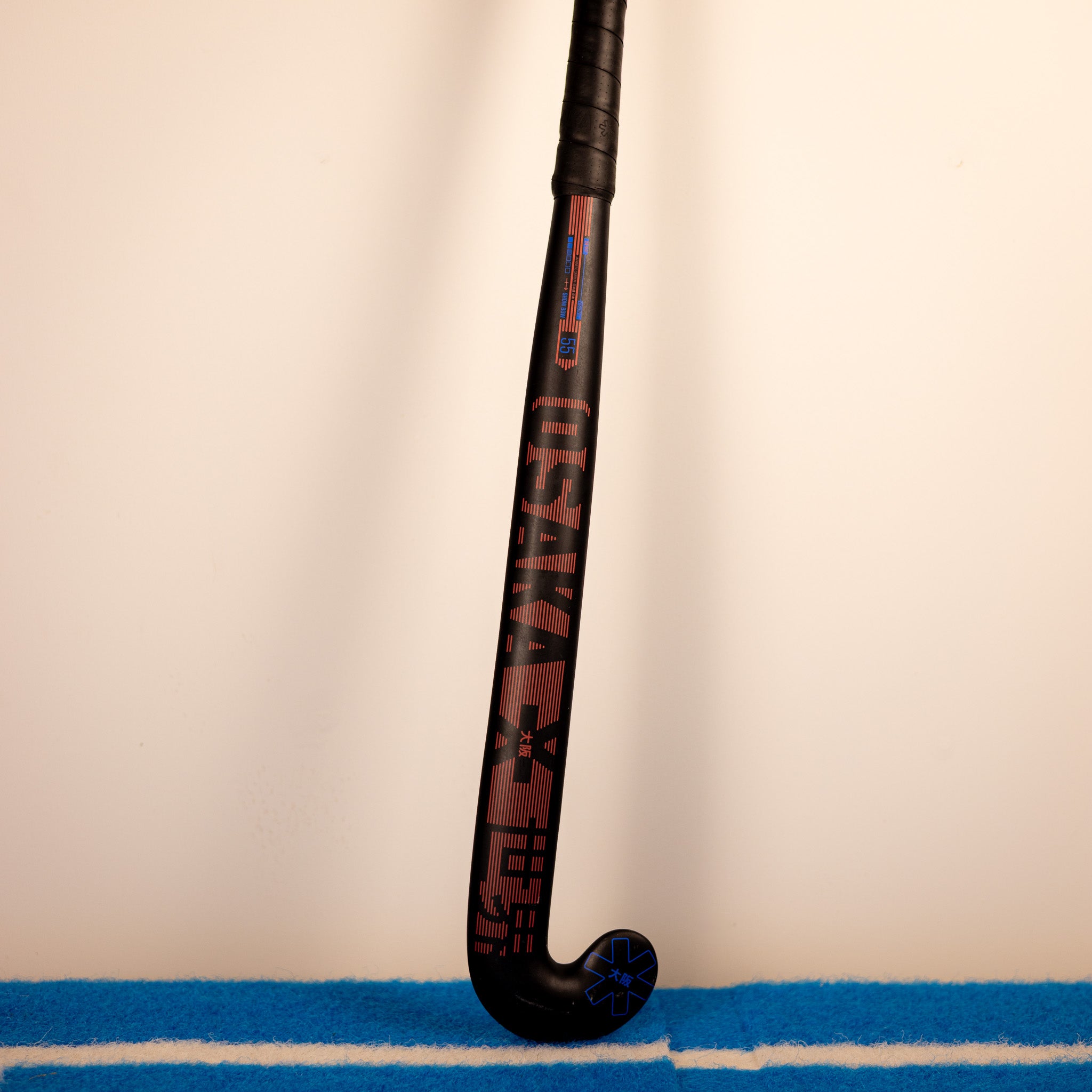 Osaka Vision 55 Show Bow Hockey Stick Black/Red/Blue EX DISPLAY