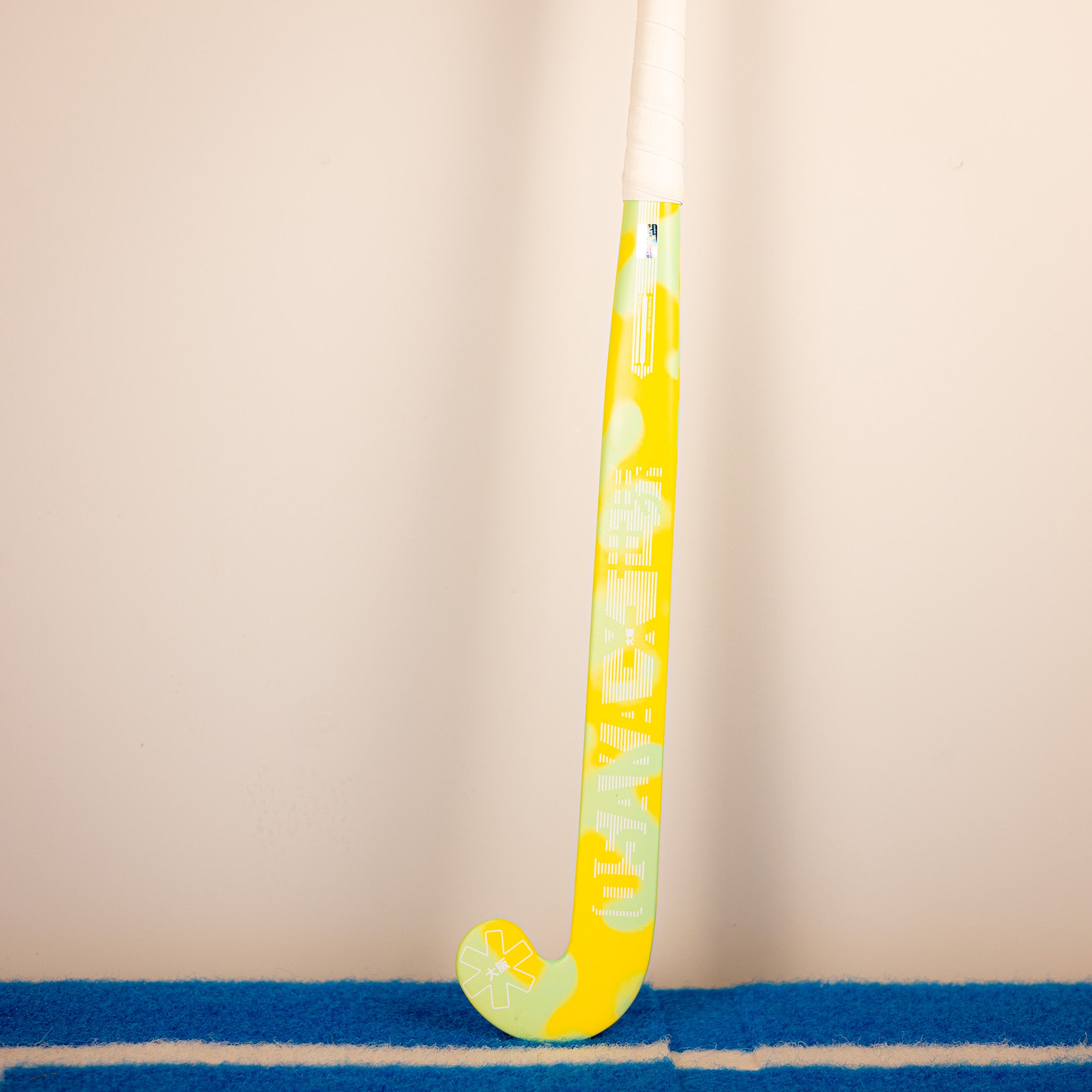 Osaka Vision GF Grow Bow Hockey Stick EX DEMO | ONE Sports Warehouse
