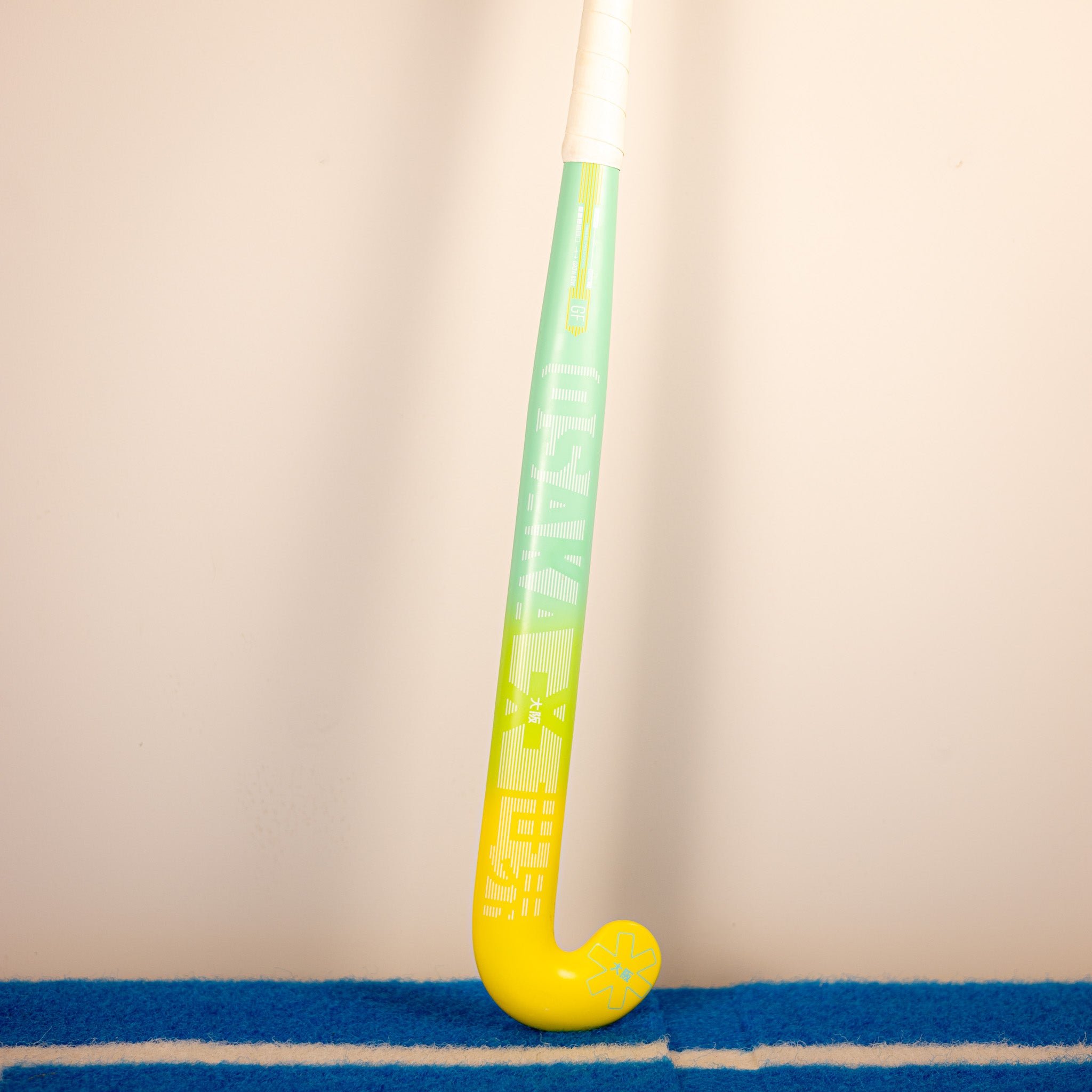 Osaka Vision GF Grow Bow Hockey Stick EX DEMO | ONE Sports Warehouse