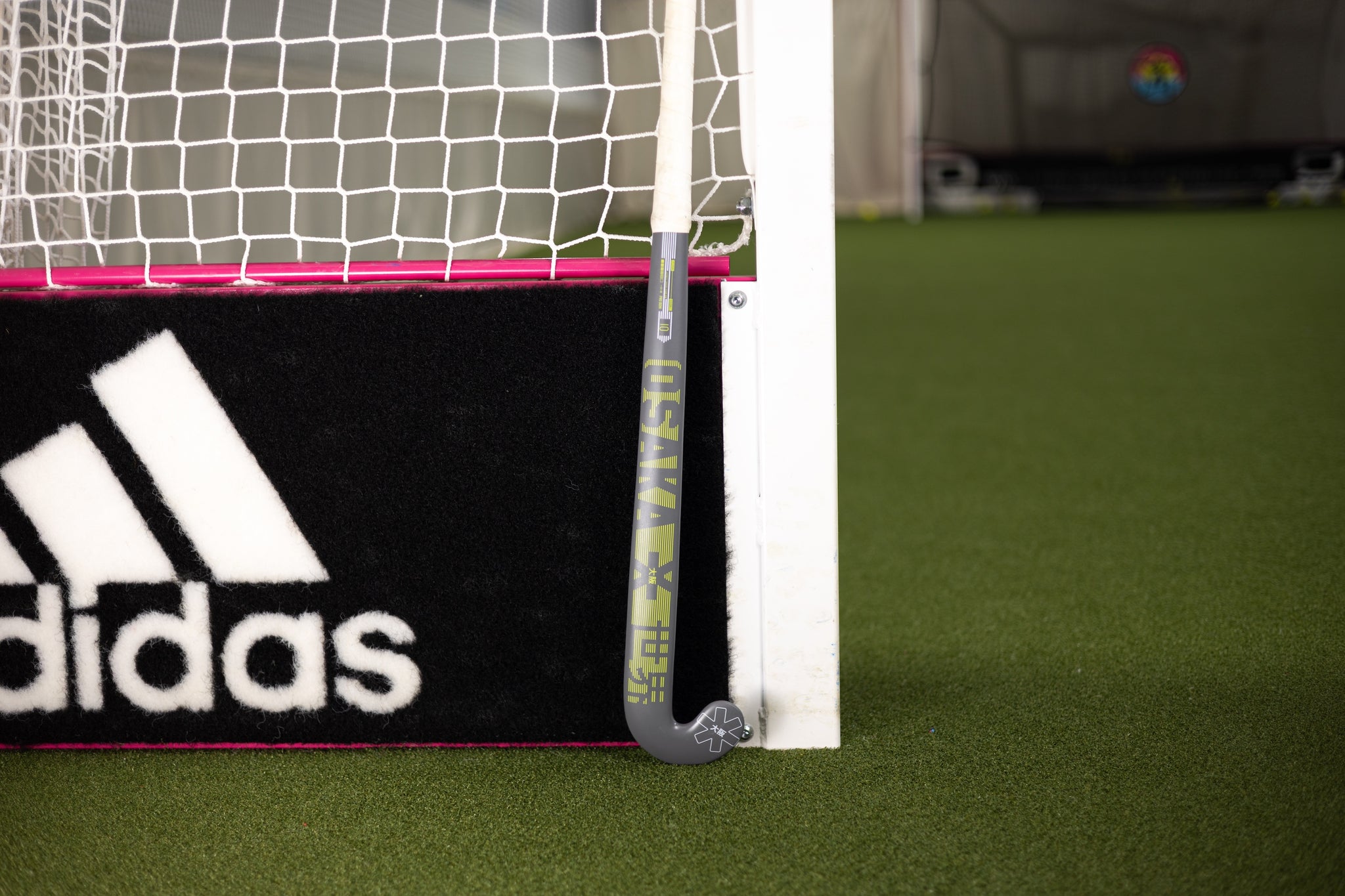 Osaka Pro Bow 10 Indoor Stick Ex-Display