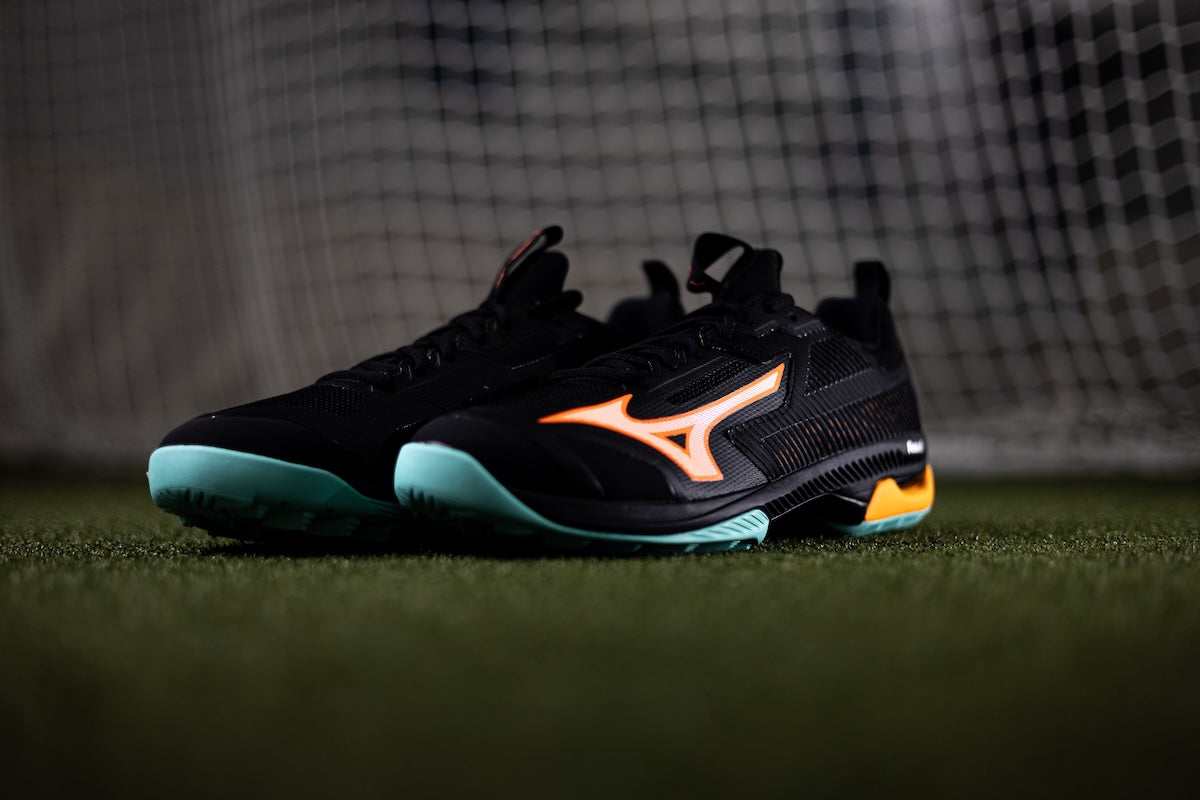 Mizuno Wave Panthera 2 Hockey Shoes Black/Tangelo/Ice Green 25/26 | ONE Sports Warehouse