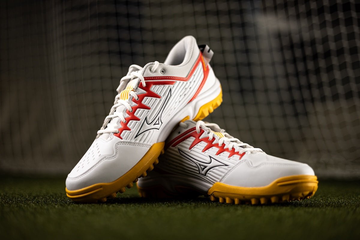 Mizuno Wave Lynx 2 Hockey Shoes White/Fiery Coral/Citrus 25/26 | ONE Sports Warehouse
