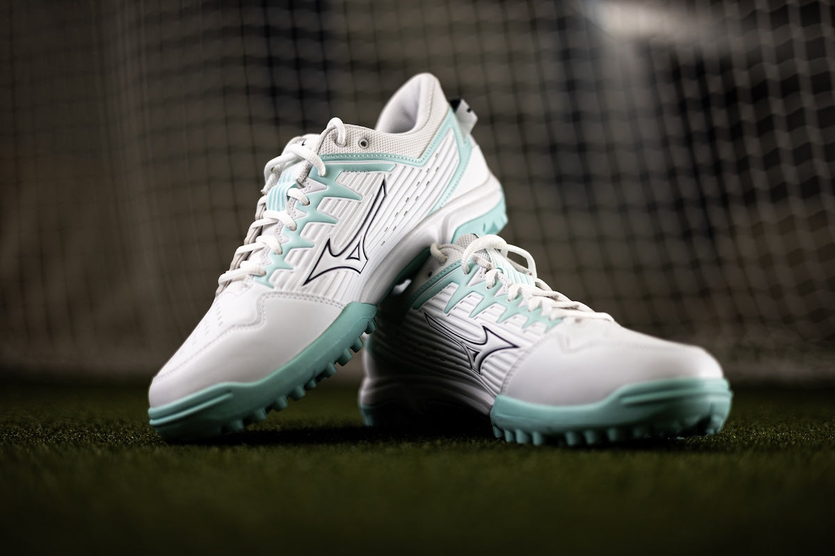 Mizuno Wave Lynx 2 Hockey Shoes White/Blue Tint 25/26 | ONE Sports Warehouse