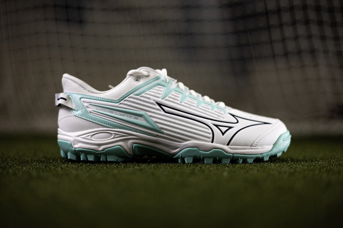 Mizuno Wave Lynx 2 Hockey Shoes White/Blue Tint 25/26 | ONE Sports Warehouse