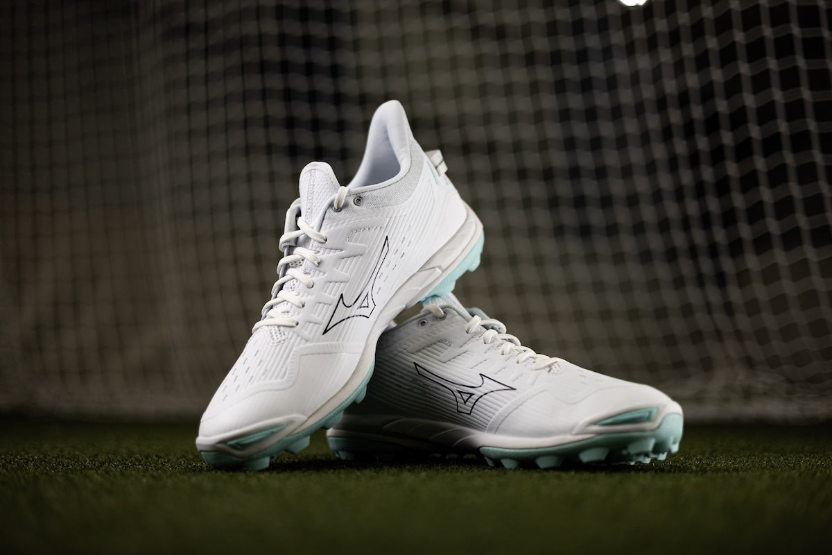 Mizuno Wave Leopardus Hockey Shoes White/Blue Tint 25/26 | ONE Sports Warehouse