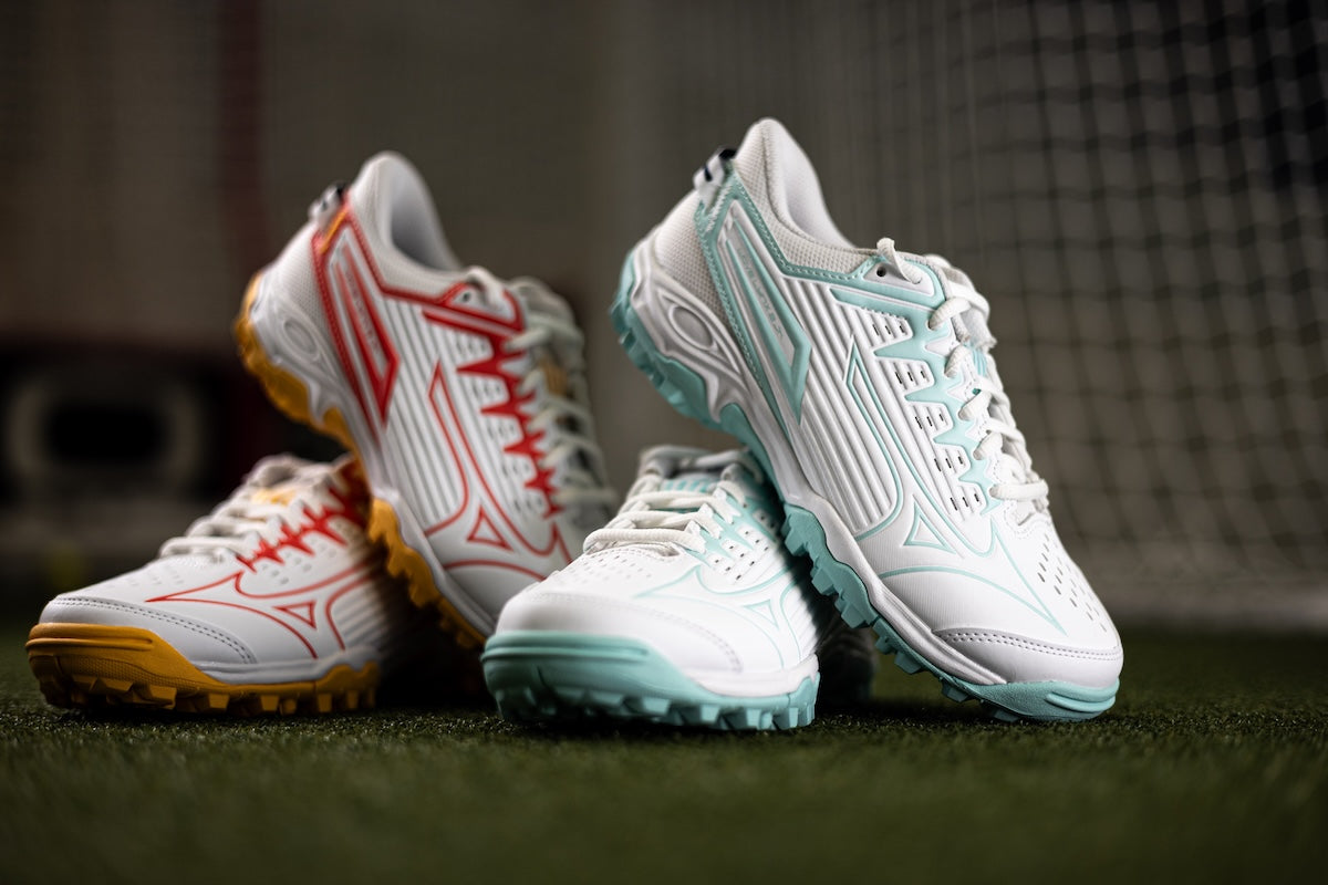 Mizuno Wave Lynx 2 Junior Hockey Shoes White/Blue Tint 25/26 | ONE Sports Warehouse