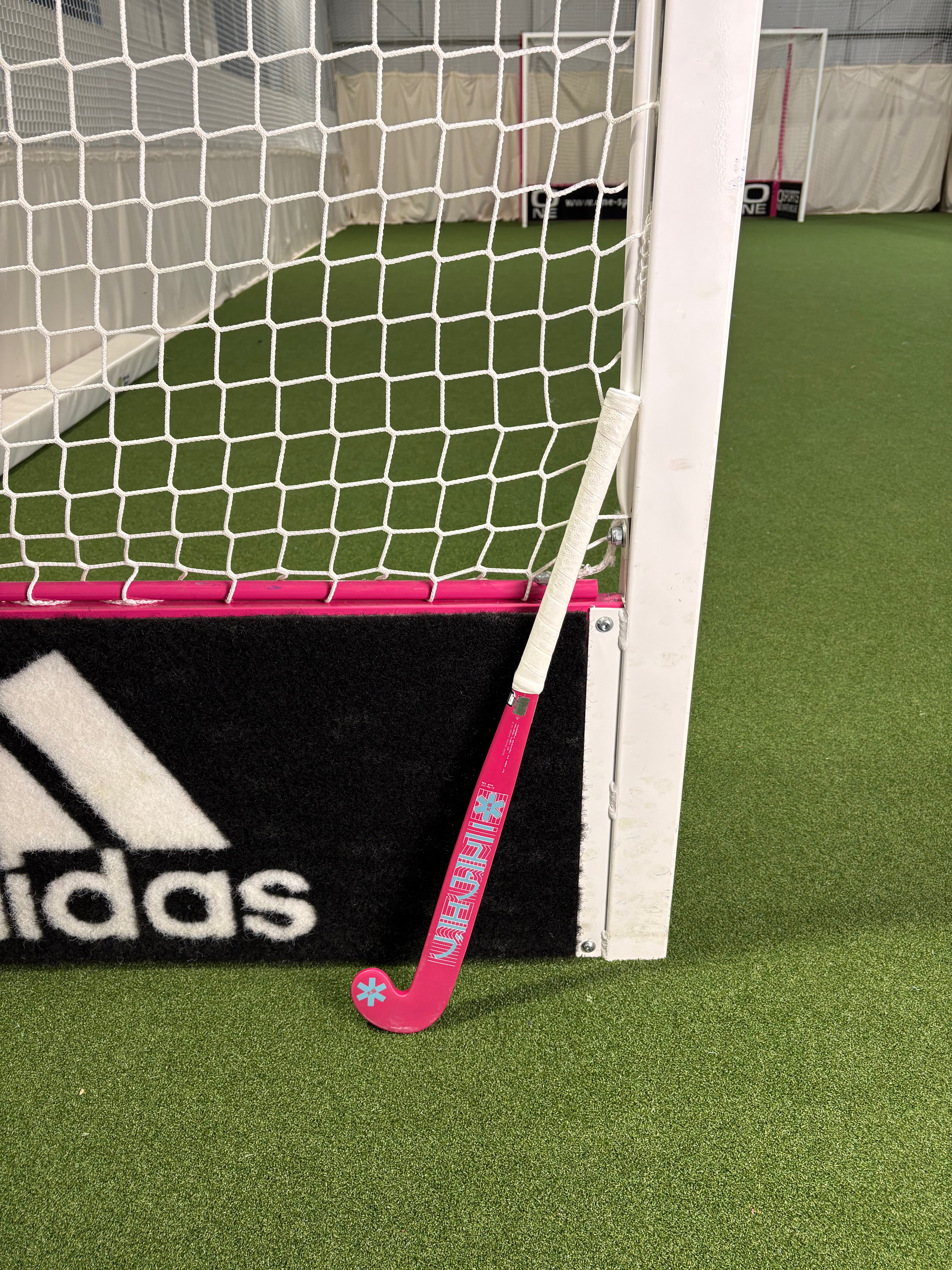 Osaka Mid Bow WD Raspberry Junior Hockey Stick Ex-Demo | ONE Sports Warehouse