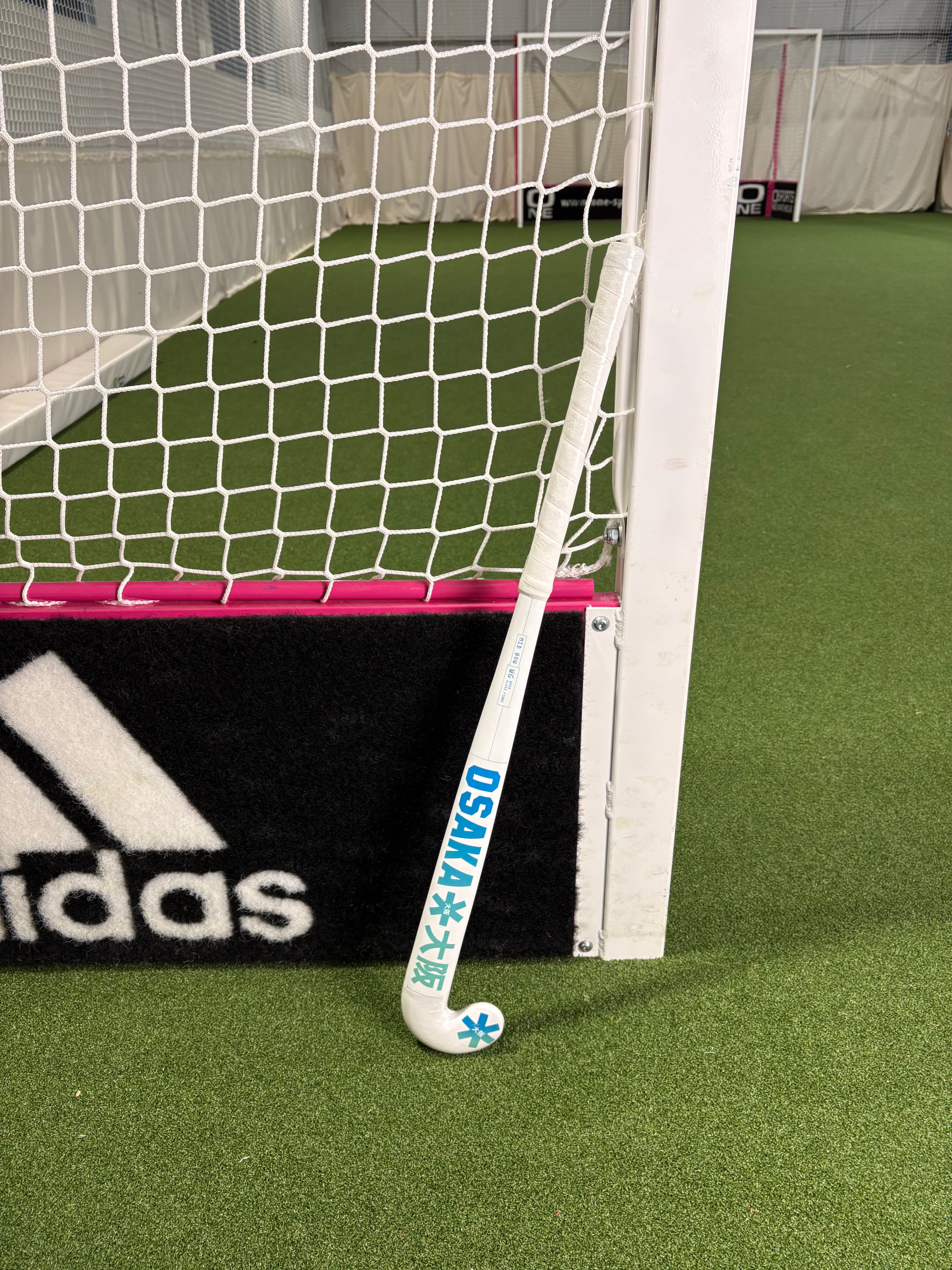 Osaka Mid Bow WG Blue Junior Hockey Stick Ex-Demo | ONE Sports Warehouse