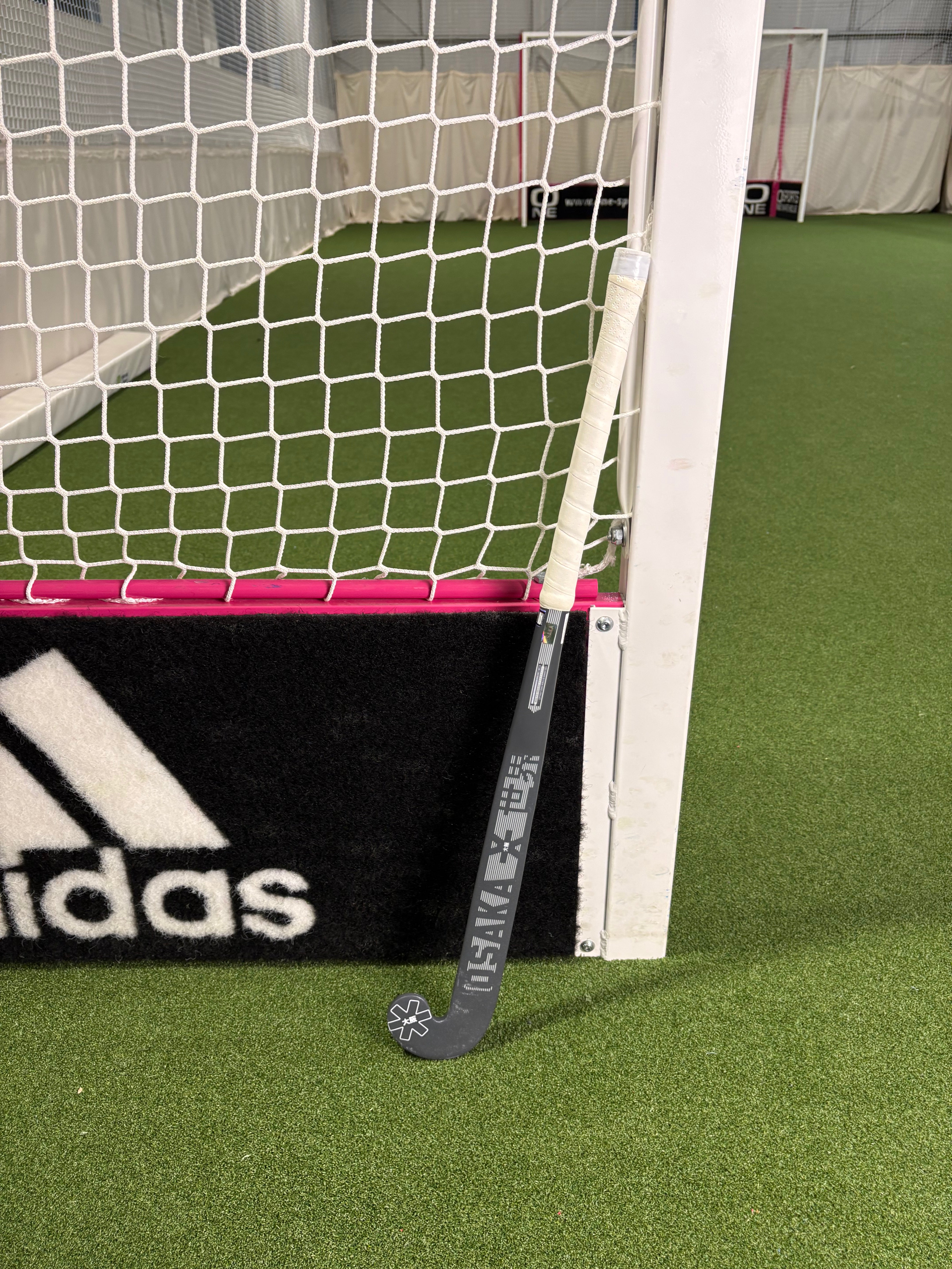 Osaka Vision WG Grow Bow Junior Hockey Stick Ex-Demo | ONE Sports Warehouse