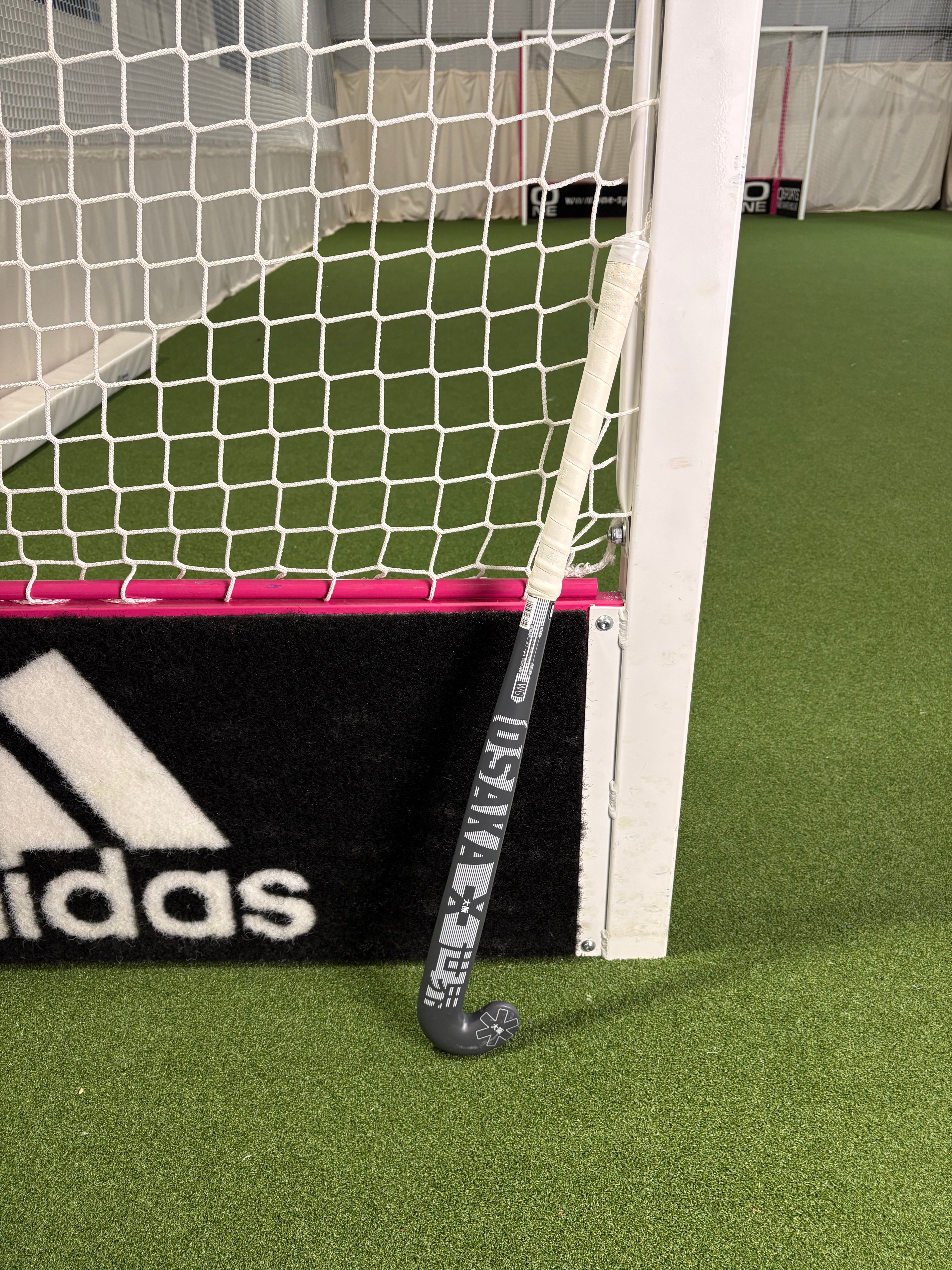 Osaka Vision WG Grow Bow Junior Hockey Stick Ex-Demo | ONE Sports Warehouse