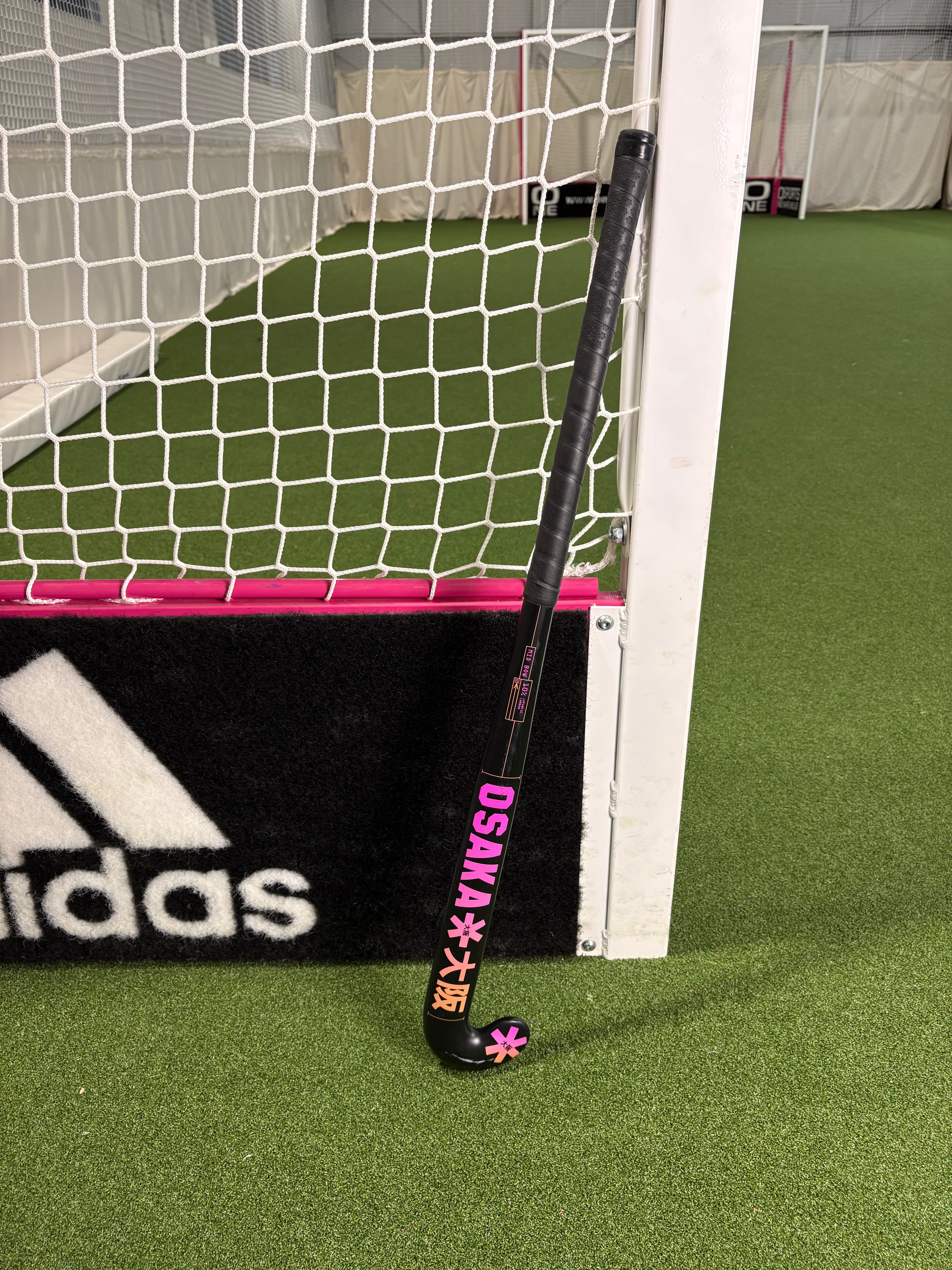 Osaka Mid Bow 10 Pink Junior Hockey Stick Ex-Demo | ONE Sports Warehouse