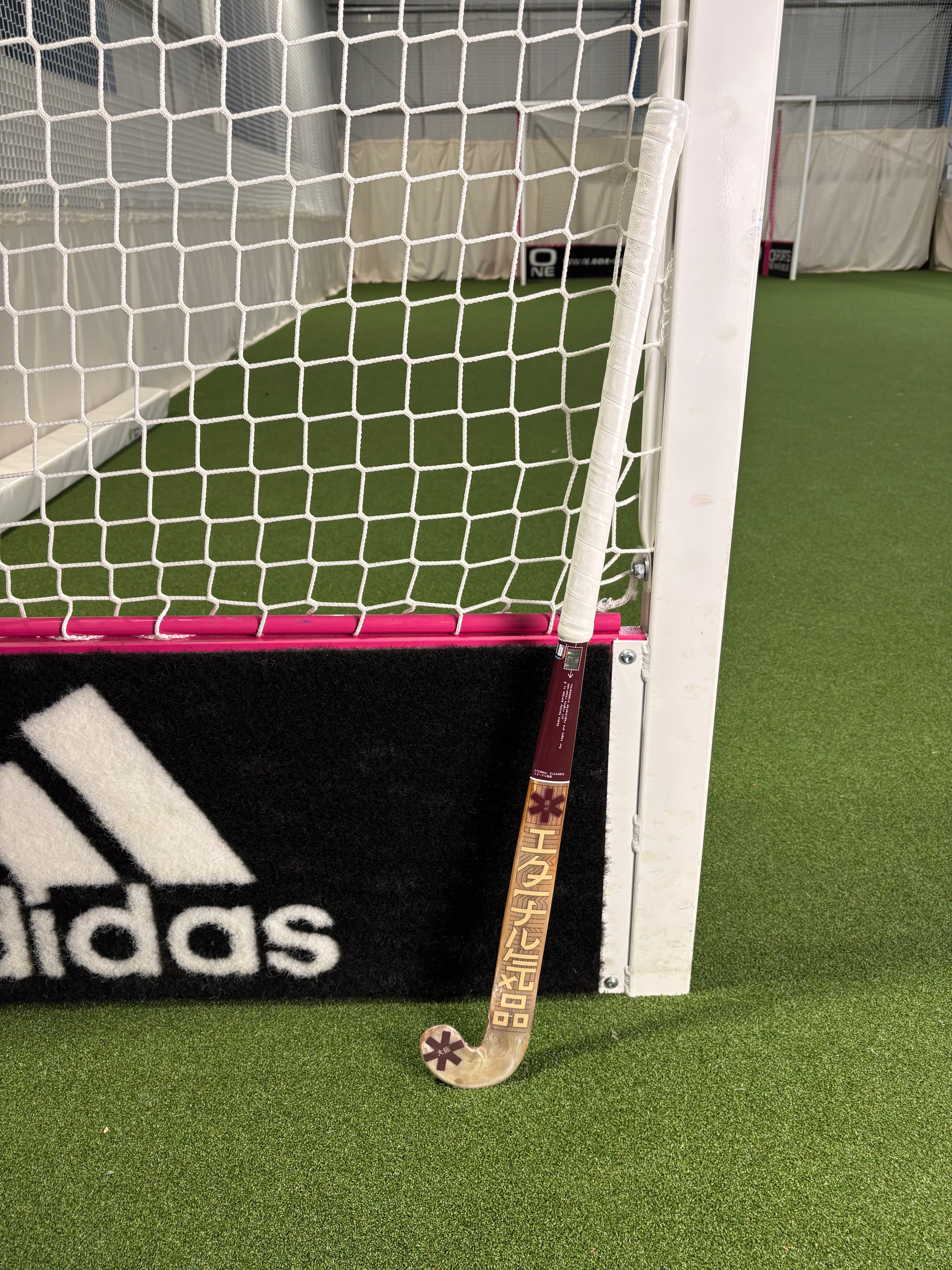 Osaka Pro Bow WD Indoor Stick Ex-Display | ONE Sports Warehouse
