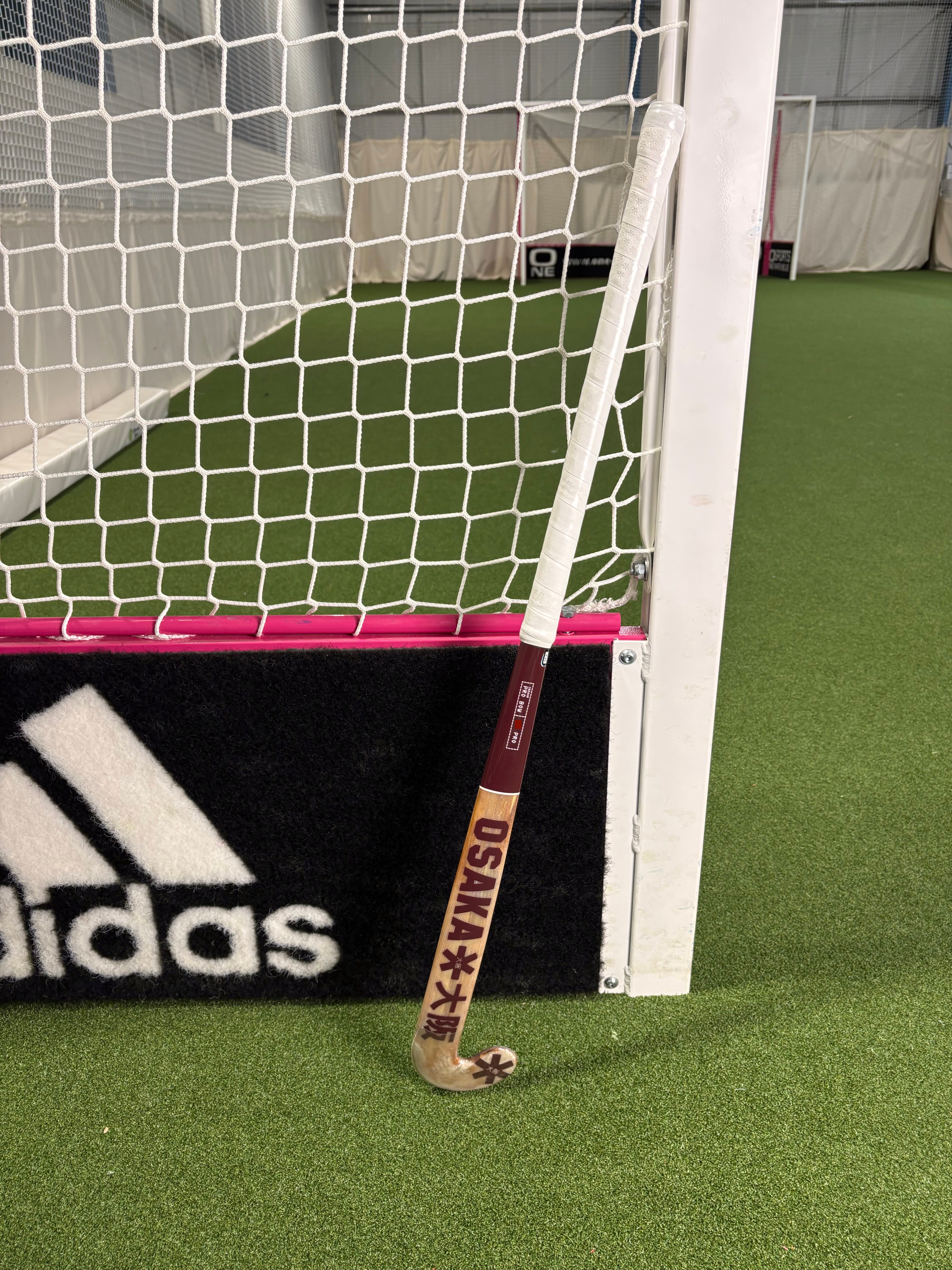 Osaka Pro Bow WD Indoor Stick Ex-Display | ONE Sports Warehouse