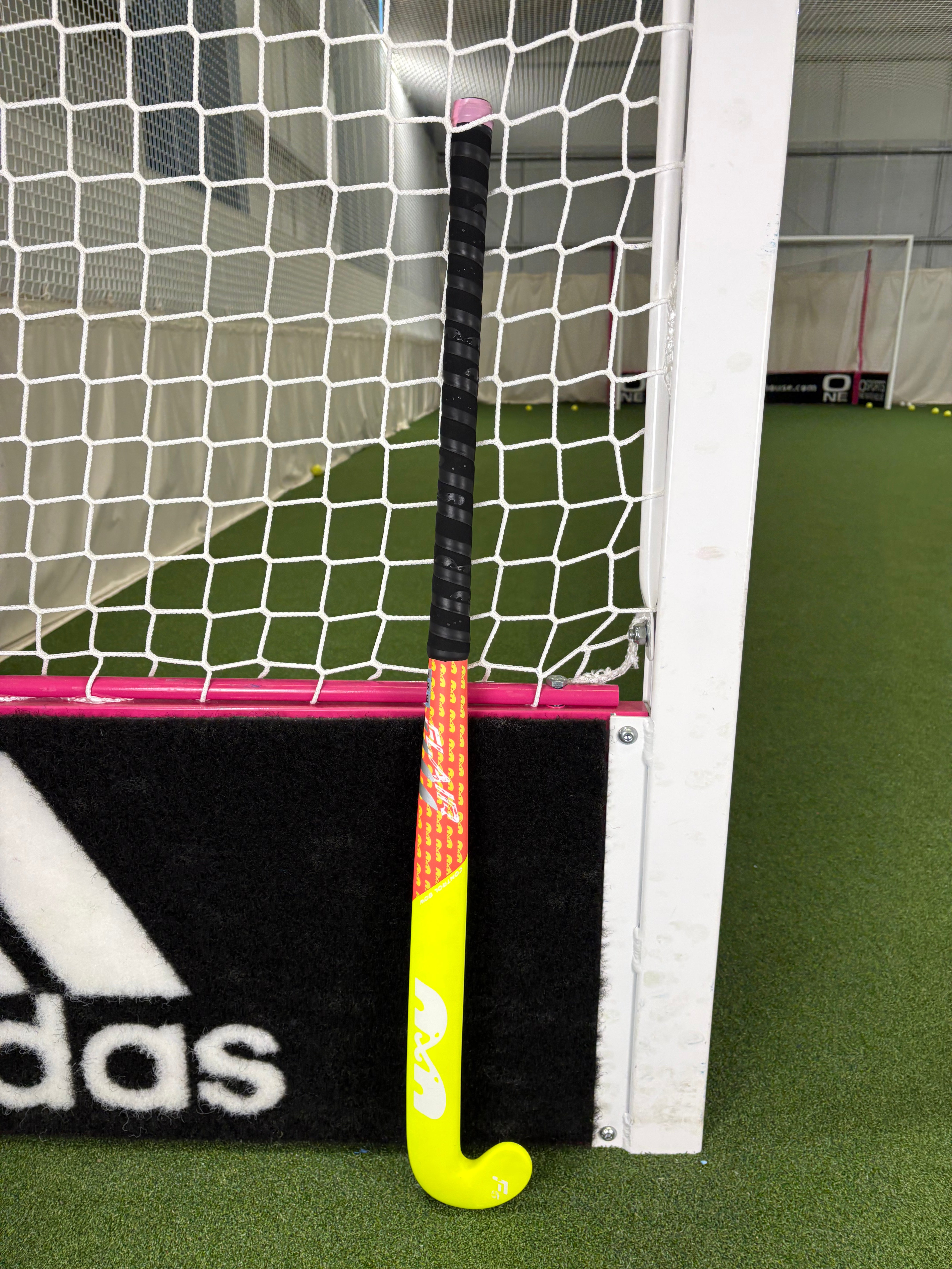 TK F6 Flair Control Bow Hockey Stick Ex-Demo