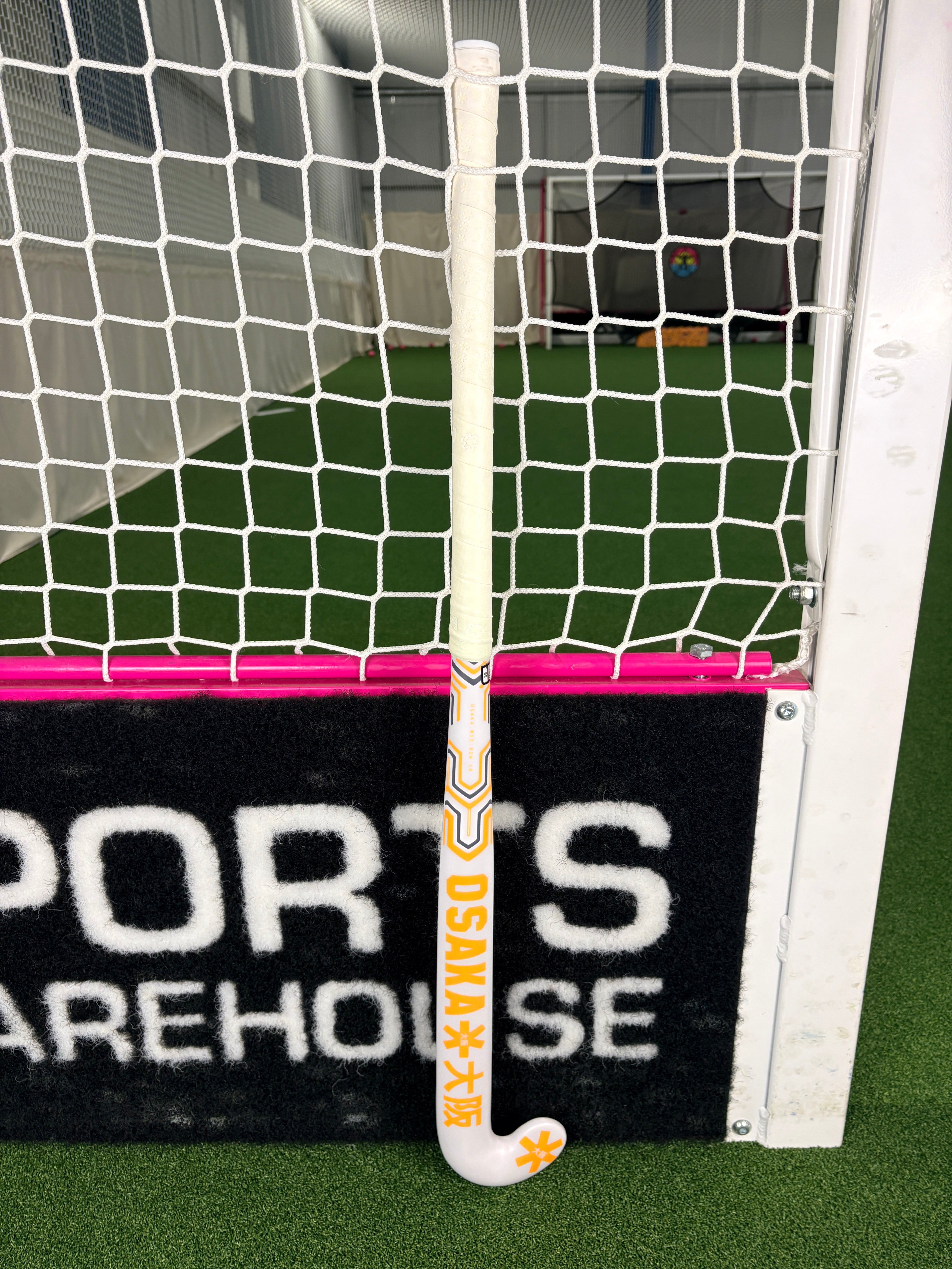 Osaka Mid Bow 10 Junior Ex - Demo Hockey Stick