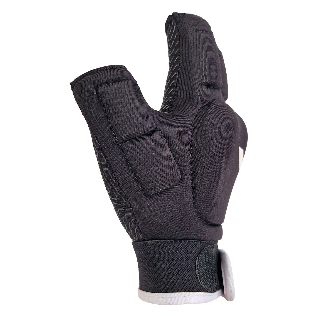 Mercian Genesis Player Glove Closed Palm Black - black