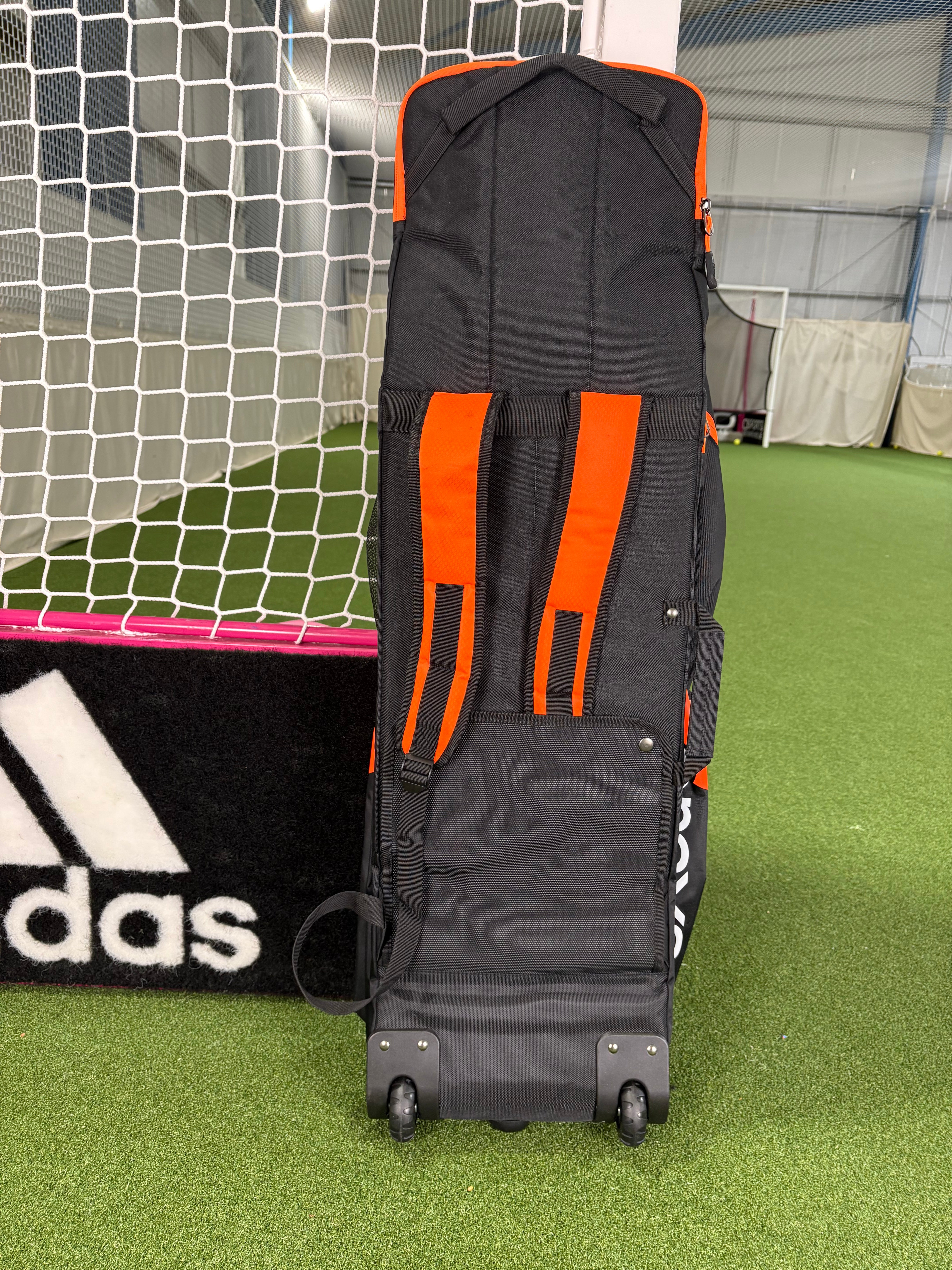 Grays G900 Kitbag Black/Orange Ex-Display | ONE Sports Warehouse