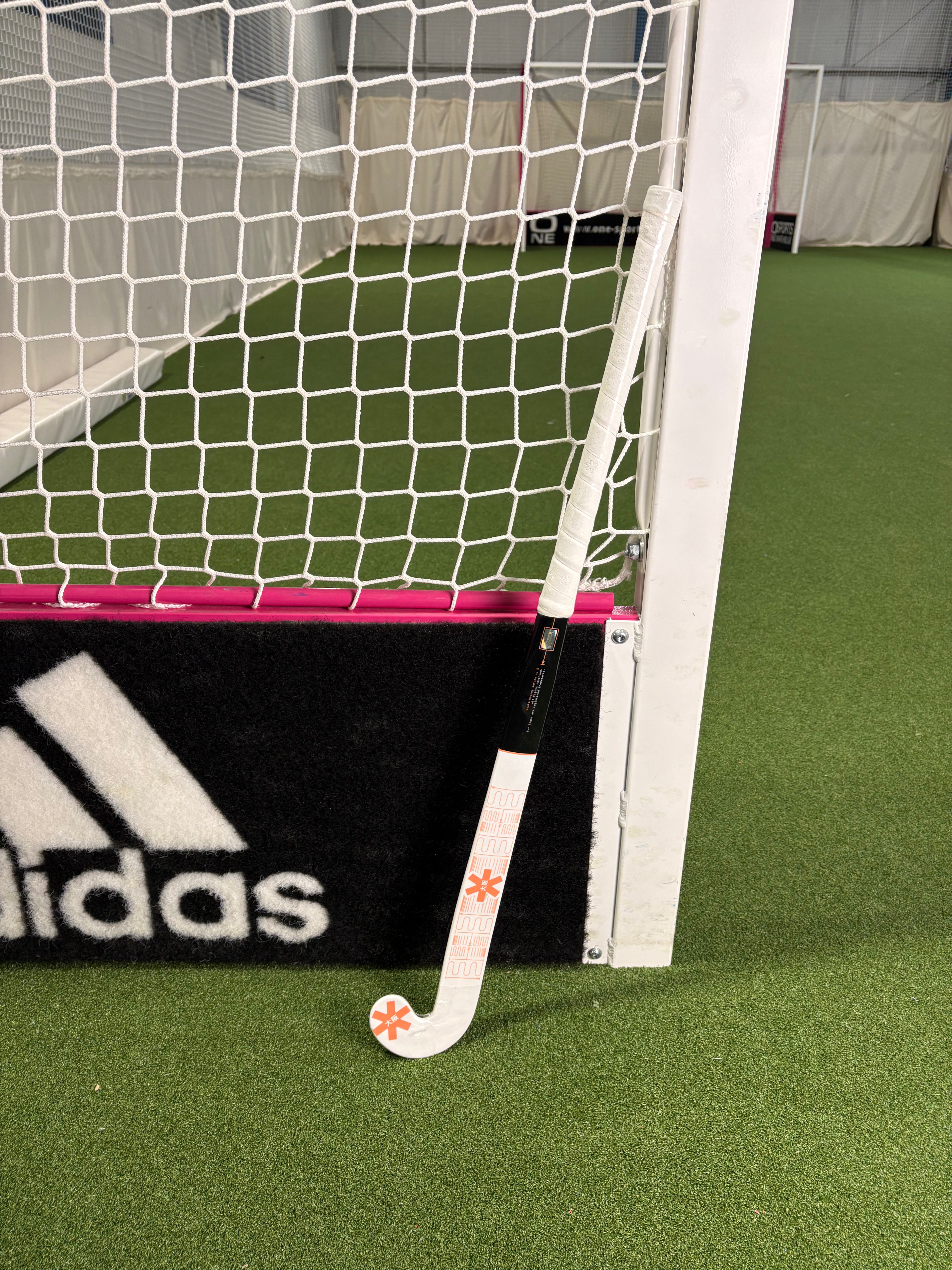 Osaka Pro Bow GF Junior Indoor Hockey Stick Ex-Display | ONE Sports Warehouse